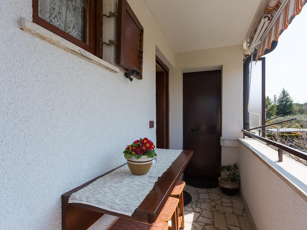 Apartments Davorka 波雷奇 外观 照片